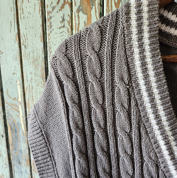 XXL Wild Fable Vest - Picture 4 of 5